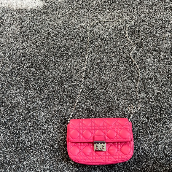Miss Dior cannage leather promenade chain clutch - Picture 14 of 16
